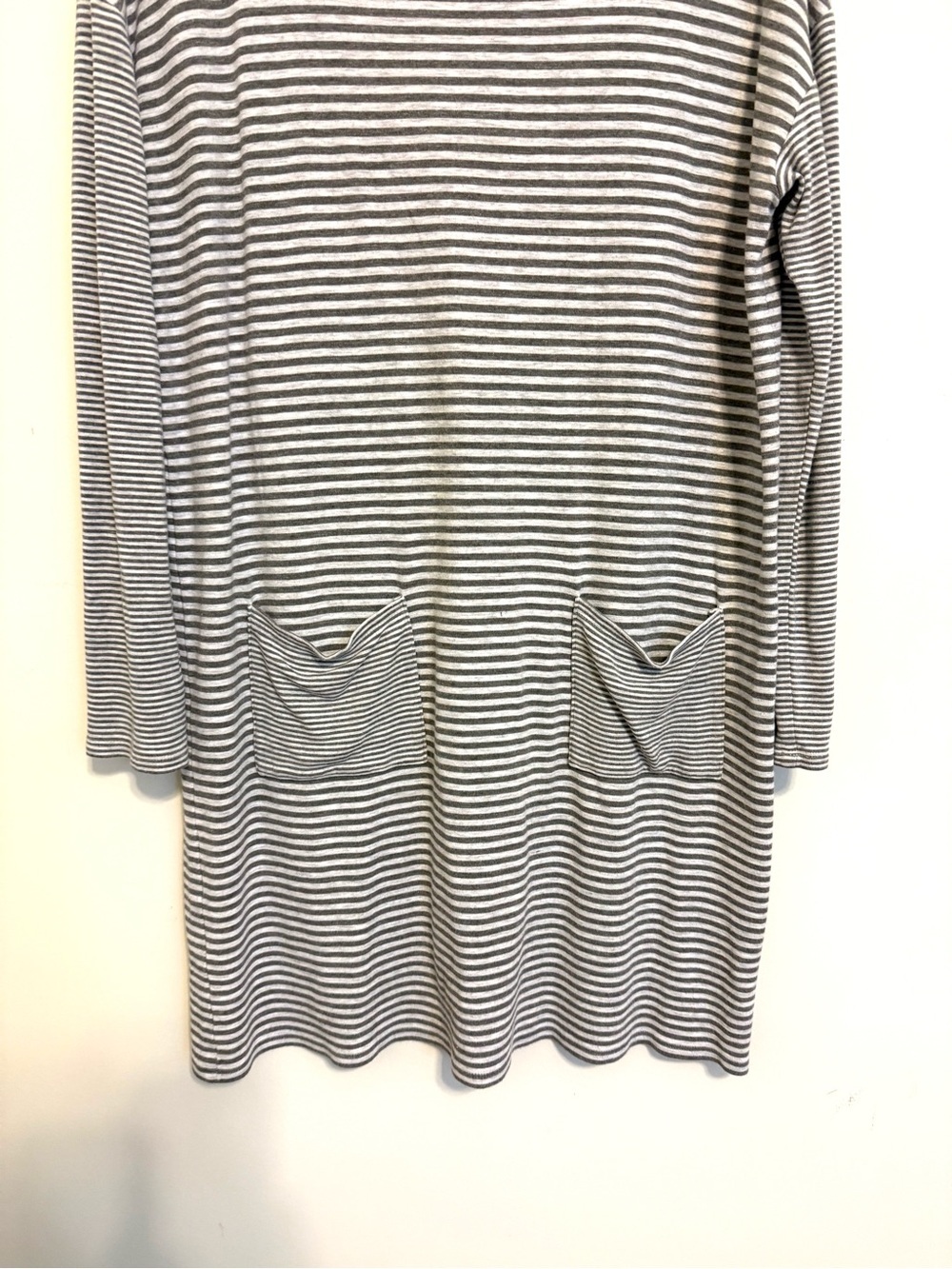 2/$30 J Jill Striped Pocket Tunic Dress Gray Long Sleeve Soft Knit Medium - Picture 4 of 7